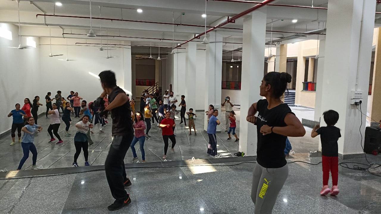 Samdanza Dance Studio for Hip-Hop Zumba Bollywood Classes | Sector 5 Gurgaon - ActivityKidz