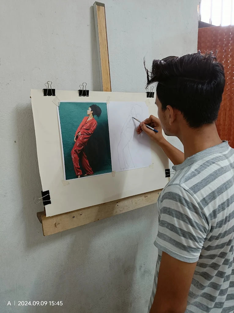 Aakash Art Academy for Sketching Painting Classes near Bhondsi Gurgaon