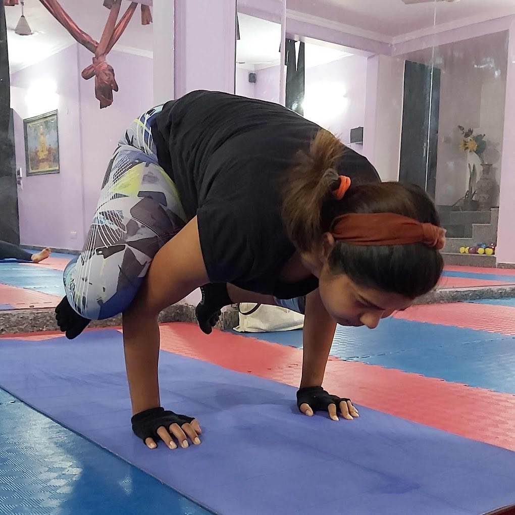 Agastya Power Yoga Classes for Adults and Teens | Sector 23 Gurgaon - ActivityKidz