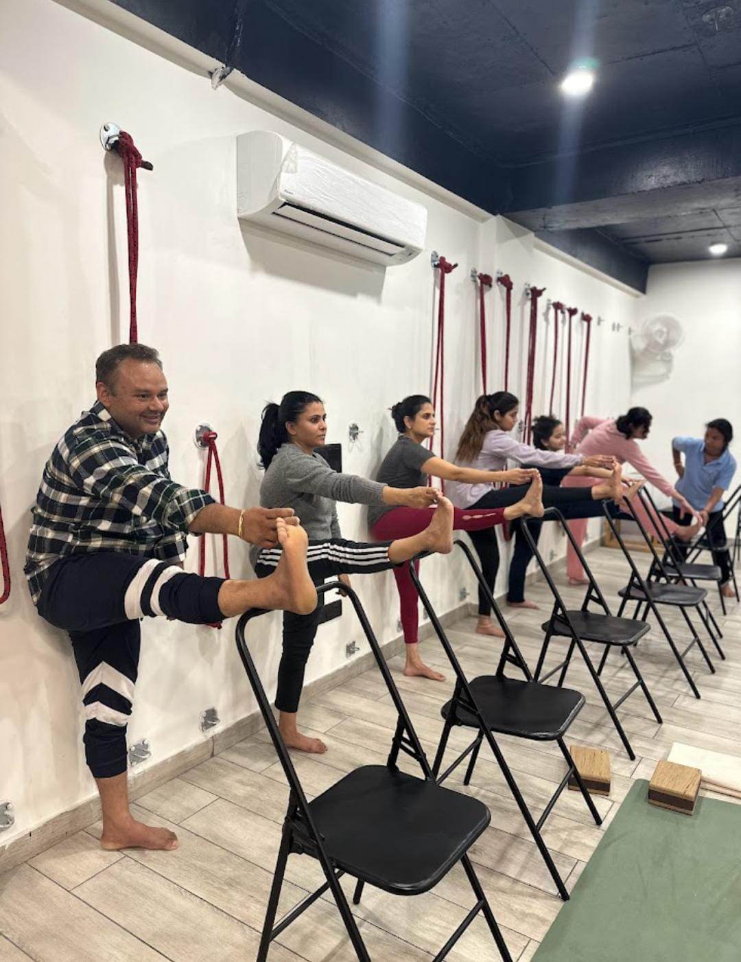 Arogyam Vardan Studio for Yoga for Kids and Adults | Sector 57 Gurgaon - ActivityKidz