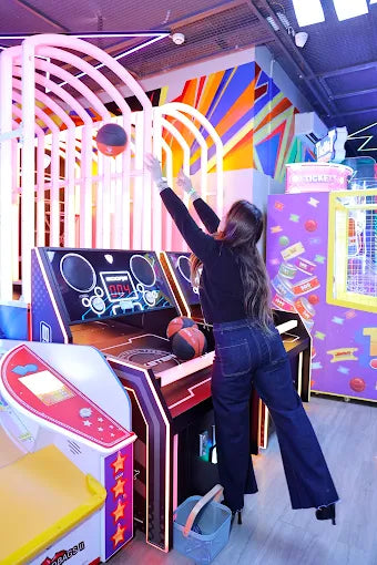 Bzurkk Gaming Arcade & Golf Simulator Punjabi Bagh Delhi