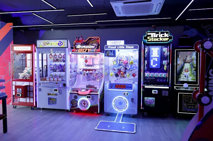 Bzurkk Gaming Arcade & Golf Simulator Punjabi Bagh Delhi
