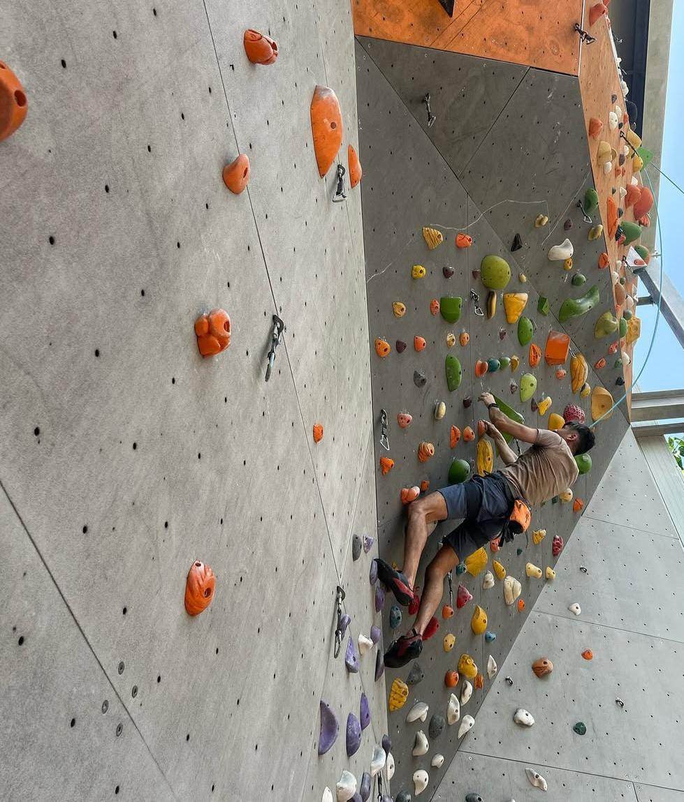 Climb Central Academy of Indoor Rock Climbing | Mehrauli-Gurgaon Road New Delhi - ActivityKidz