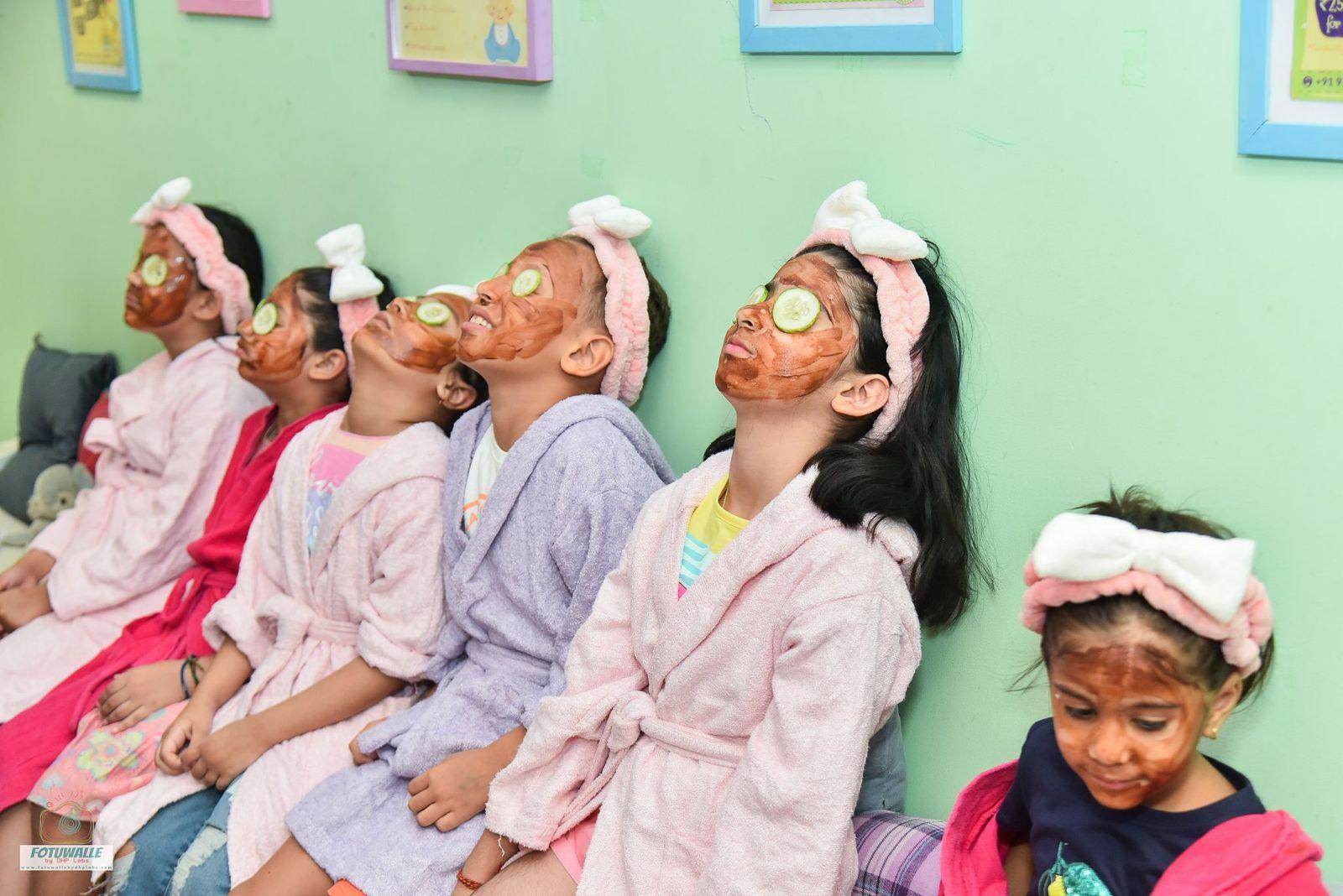 Kids DIY Activities Celesta Fiesta | Indoor Play Area | DLF Phase 1 Gurgaon - ActivityKidz