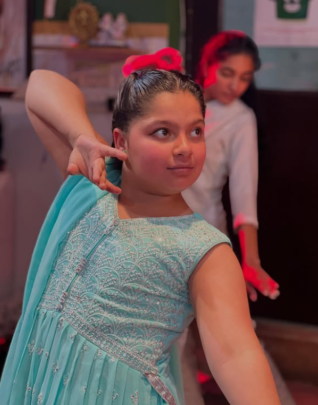 Groovers' Dance and Fitness studio for Bollywood & Freestyle | New Colony Sector 7 Gurgaon