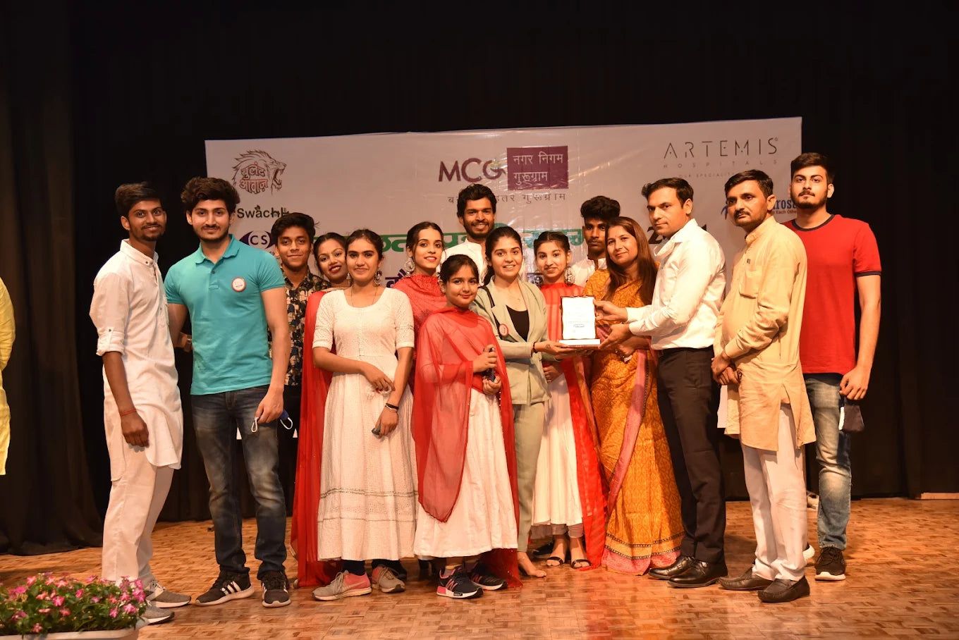 Groovers' Dance and Fitness studio for Bollywood & Freestyle | New Colony Sector 7 Gurgaon