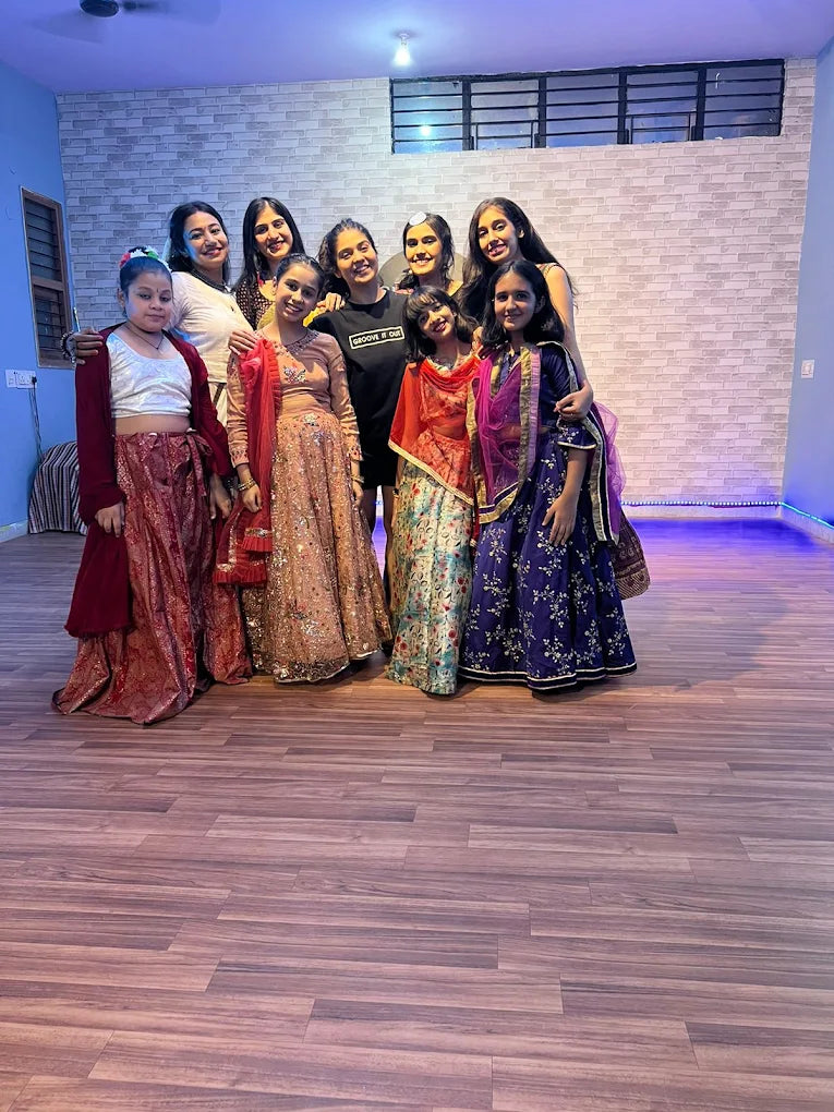 Groovers' Dance and Fitness studio for Bollywood & Freestyle | New Colony Sector 7 Gurgaon