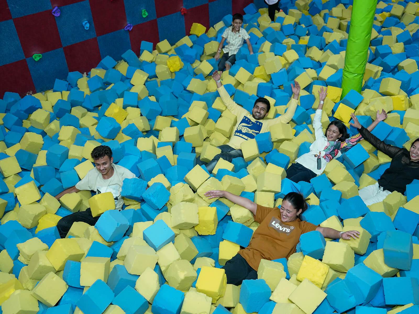 Skyjumper Trampoline Park ILD Trade Center Gurgaon – ActivityKidz