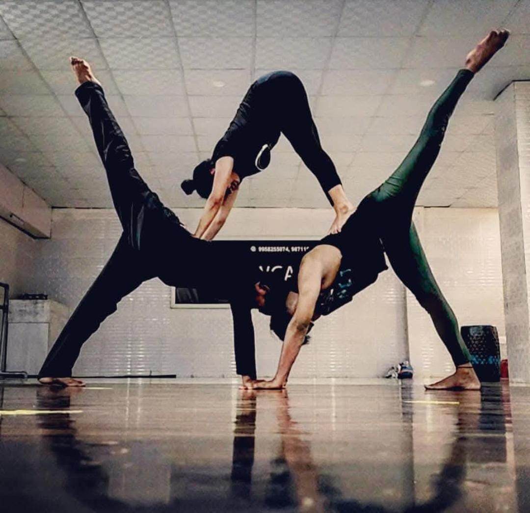 The Showcase Dance Studio for Bollywood Jazz Hip-Hop | Saraswati Vihar Sector 28 Gurgaon - ActivityKidz