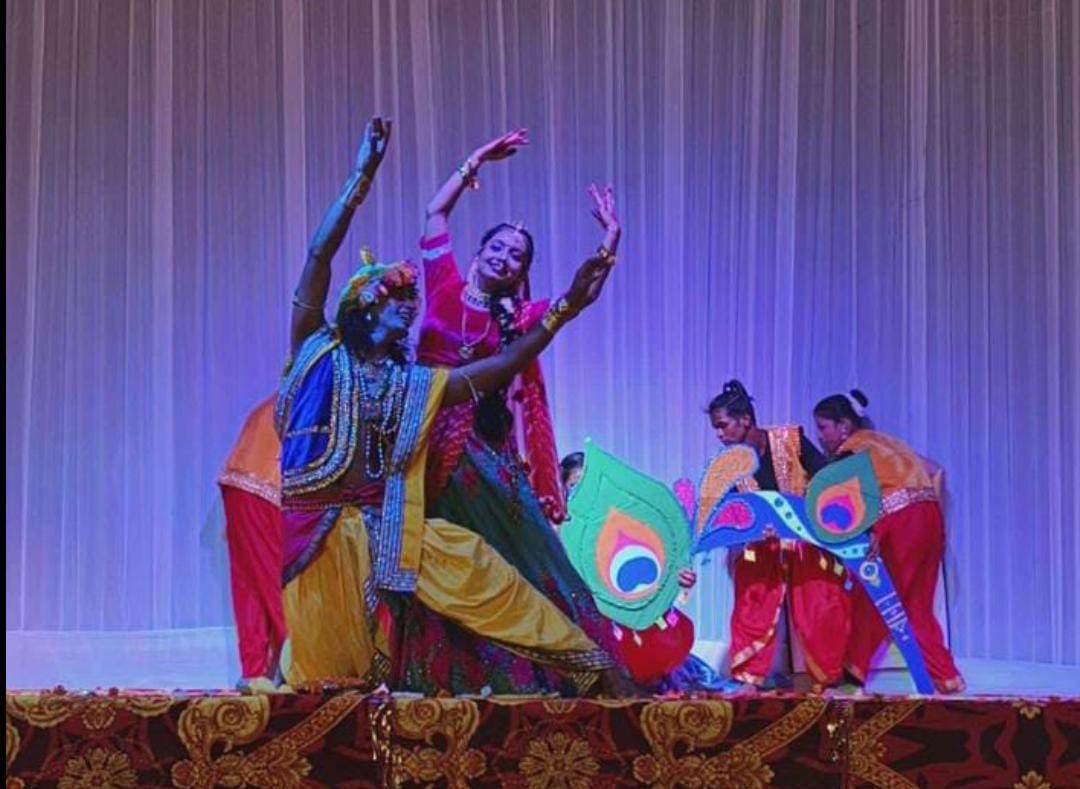 The Showcase Dance Studio for Bollywood Jazz Hip-Hop | Saraswati Vihar Sector 28 Gurgaon - ActivityKidz