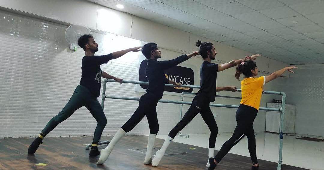 The Showcase Dance Studio for Bollywood Jazz Hip-Hop | Saraswati Vihar Sector 28 Gurgaon - ActivityKidz