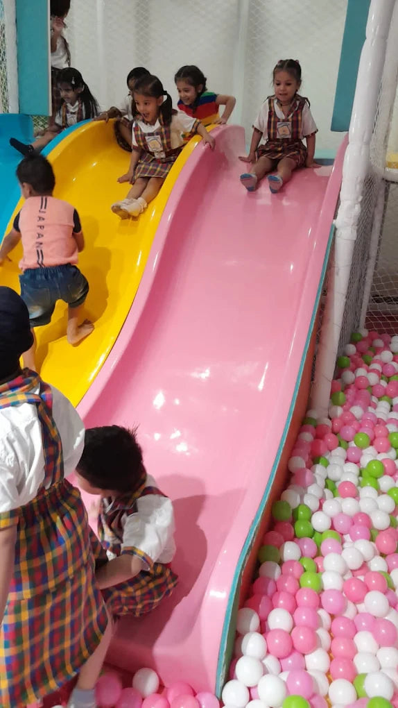 Tic Tac Toe Indoor Play Area | Sector 8 Gurgaon (Temporarily Closed)
