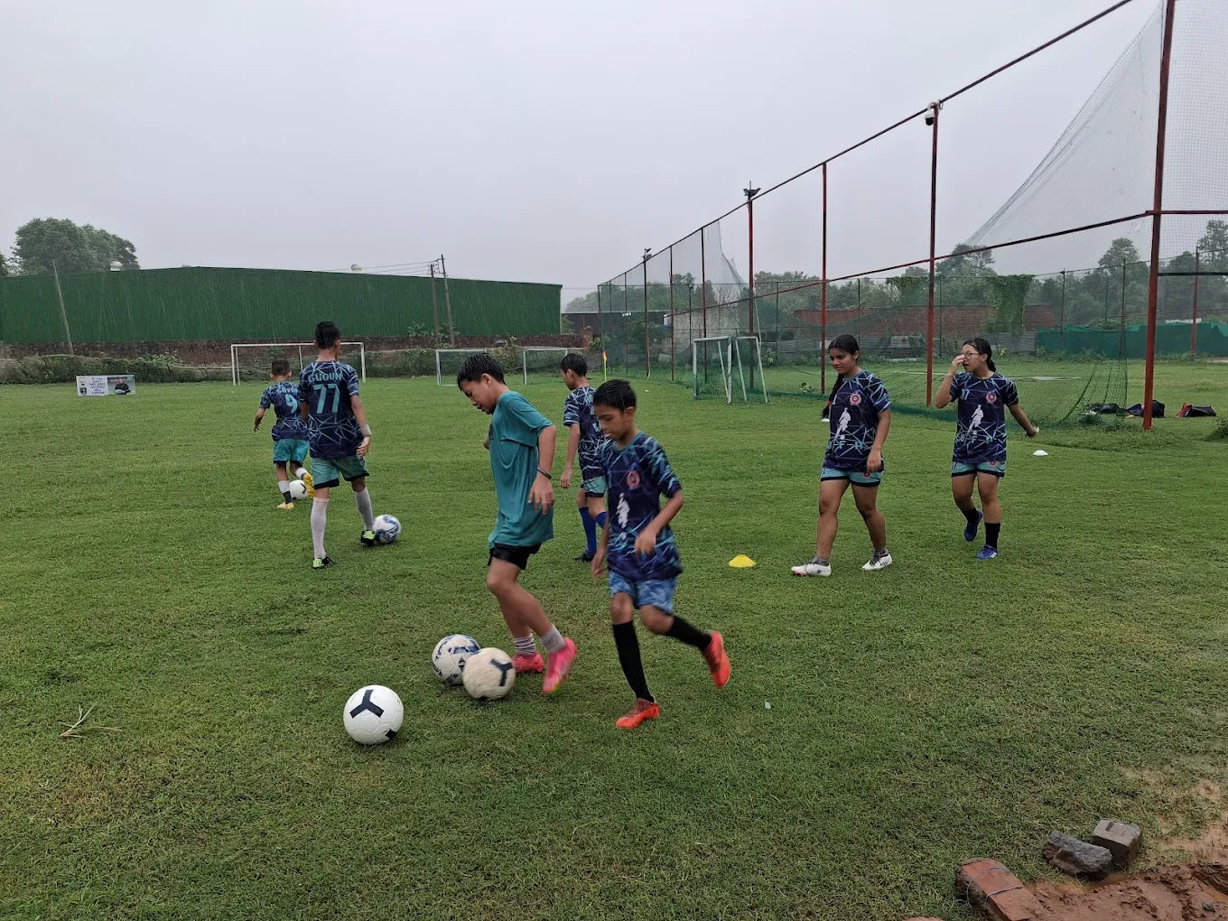 Valor Grassroots Football Academy | Backyard Sports Club Sector 59 Gurgaon