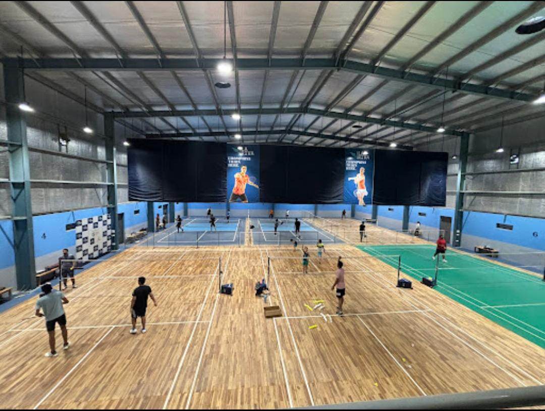 La Riva Club Badminton Academy | Near Modern Fuels Sector 64 Gurgaon - ActivityKidz