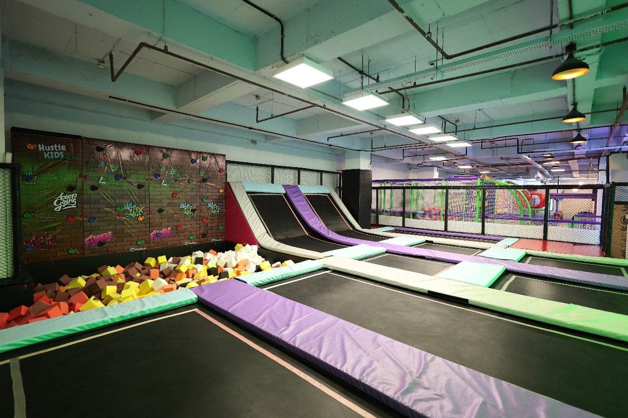 Arcade Sky Zone Trampoline Parks Jumper Trampoline Trampoline