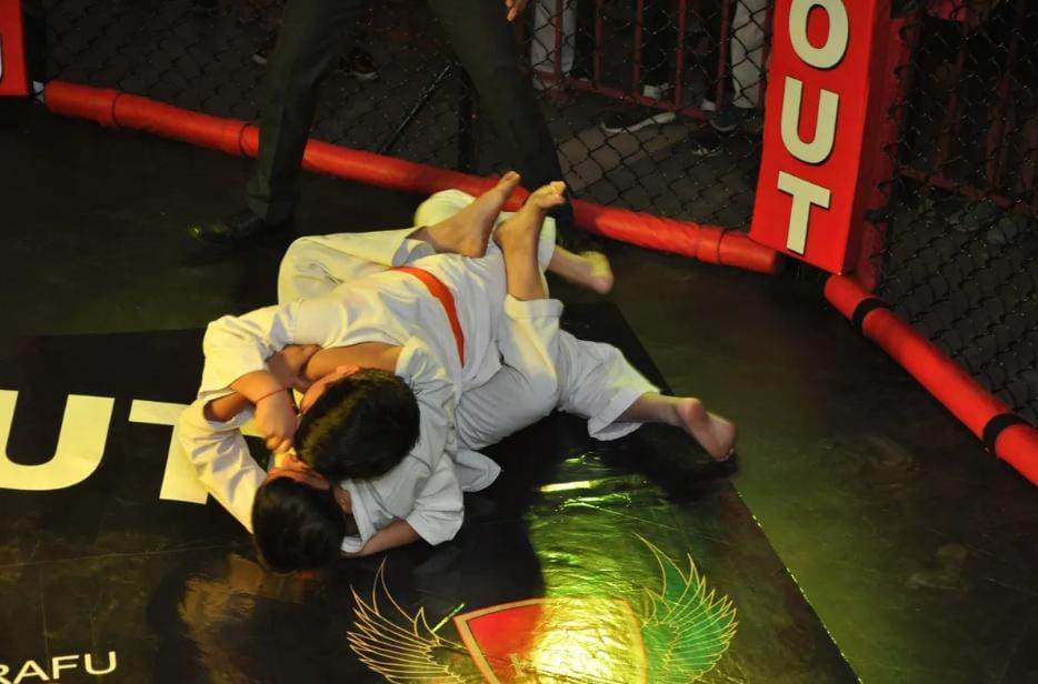 Knockout MMA Mix Martial Arts Training | Near Sheetla Enclave Phase 3 Gurgaon - ActivityKidz