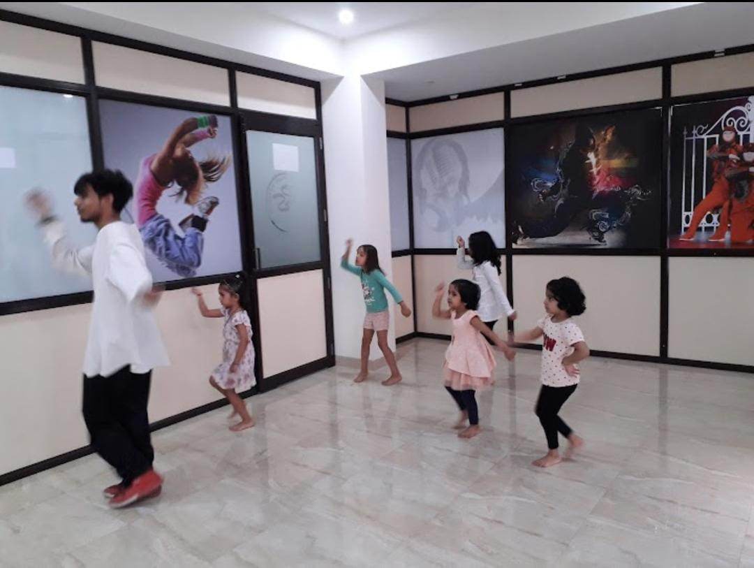 Reet Sangeet Music Academy for Guitar Keyboard Dance | Sector 84 Gurgaon - ActivityKidz
