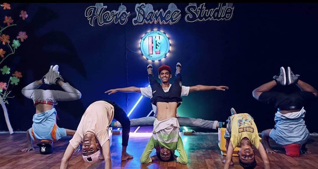 Hero Dance Studio for Hip-Hop Bollywood Classes | Ashok Vihar Phase 3 Gurgaon - ActivityKidz