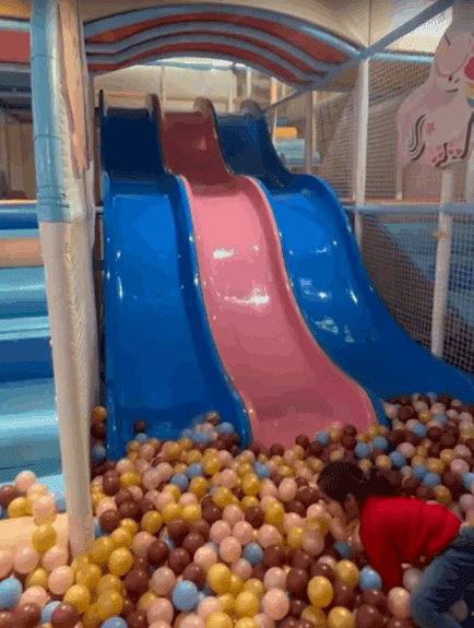 Zig Zag Zoh Indoor Play Area | Opposite Dt Mega Mall DLF Phase 1 Gurgaon - ActivityKidz
