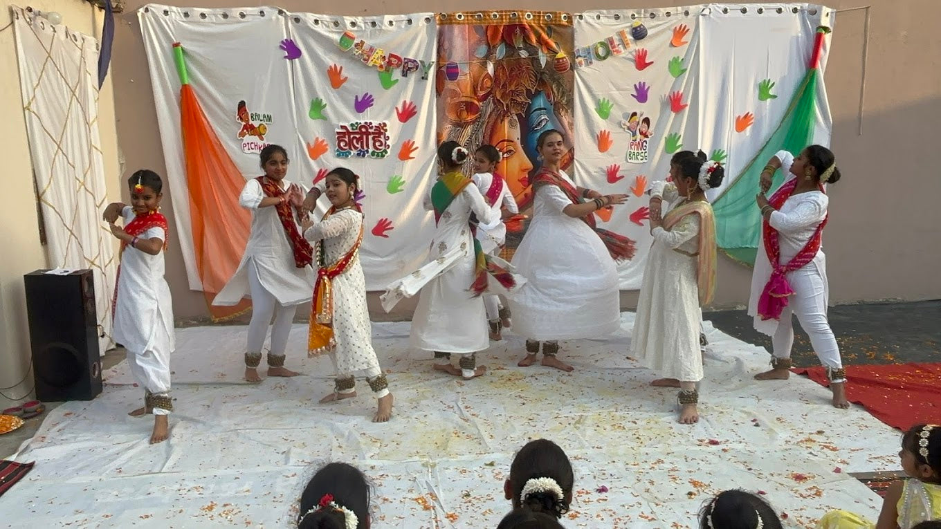 Ghungroo Dance Institute for Kathak Classes | Near PNB Bank Sector 4 Gurgaon