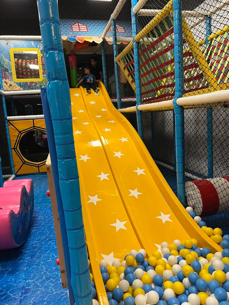 Angels N Brats Indoor Play Area | Good Earth Mall  Sector 50 Gurgaon