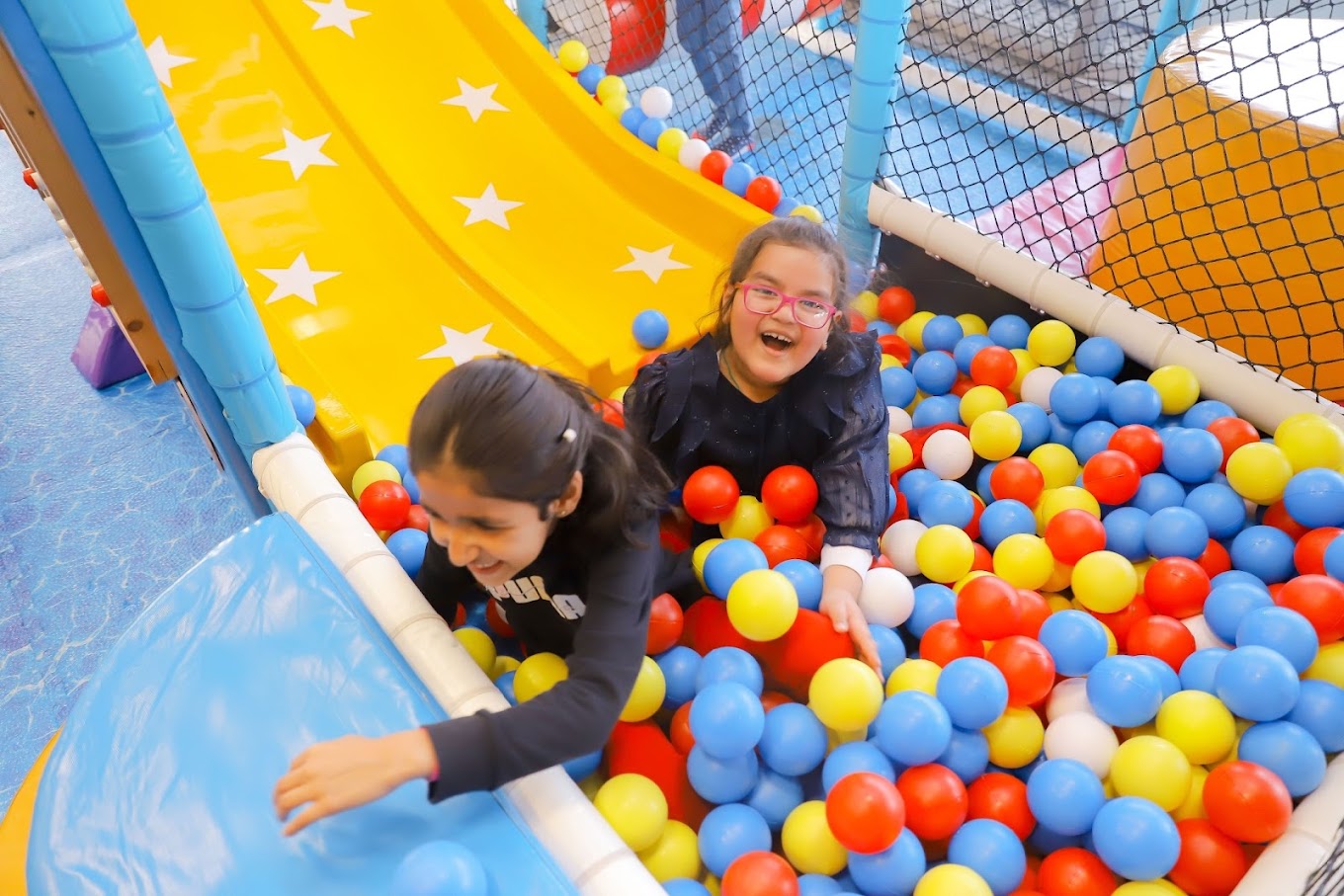 Angels N Brats Indoor Play Area | Good Earth Mall  Sector 50 Gurgaon - ActivityKidz