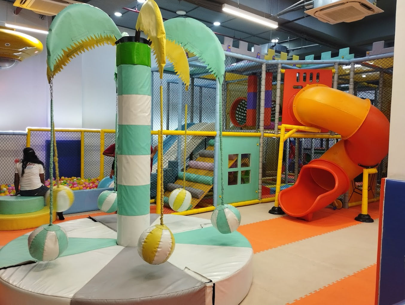 Bumble Tumble Indoor Play Area | M3M Urbana Mall Sector 67 Gurgaon