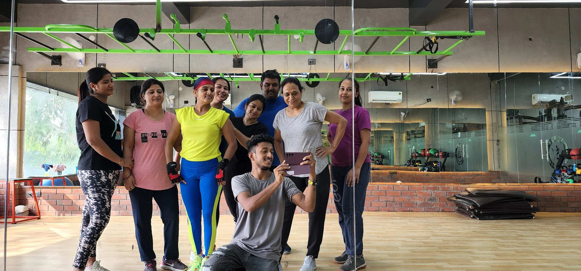 Dance in Feet Official for Bollywood Kathak Classes | Sector 4 Gurgaon