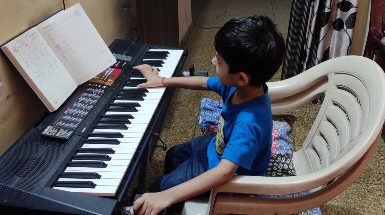 Fingerstyle Club - The School of Music for Piano Guitar | Emaar Palm Drive Sector 66 Gurgaon
