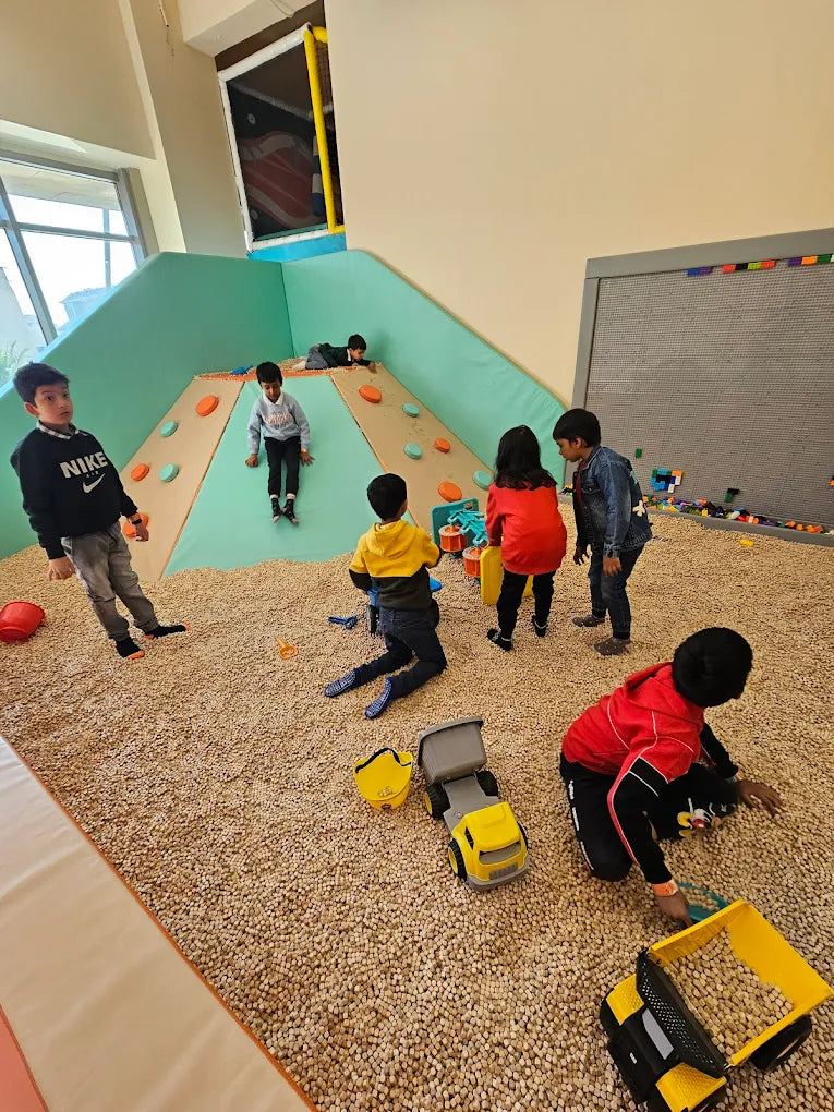 Giggles N Joy Indoor Play Area | M3M Urbana Mall Gurgaon