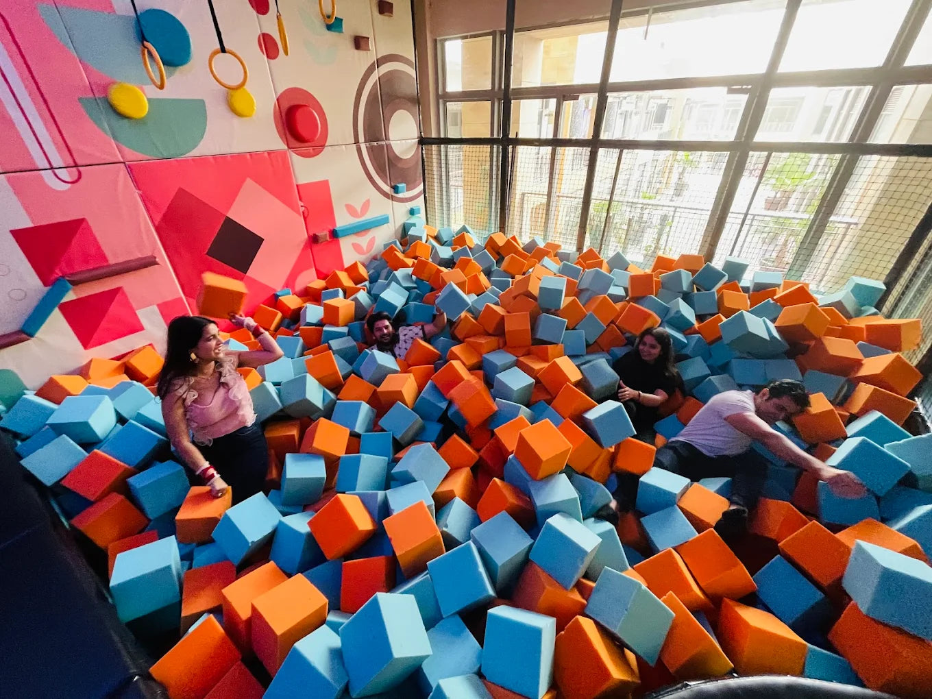 Giggles N Joy Indoor Play Area | M3M Urbana Mall Gurgaon