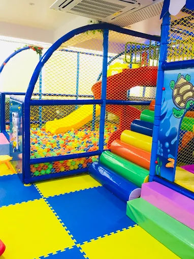 Kidz & Bigz Play Area & Arcade Play Zone Anand Vihar Delhi