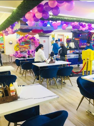 Kidz & Bigz Play Area & Arcade Play Zone Anand Vihar Delhi