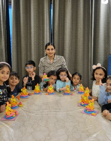 Ritzart by Ritu Sharma | Art & Craft Classes | Nirvana Country Gurgaon