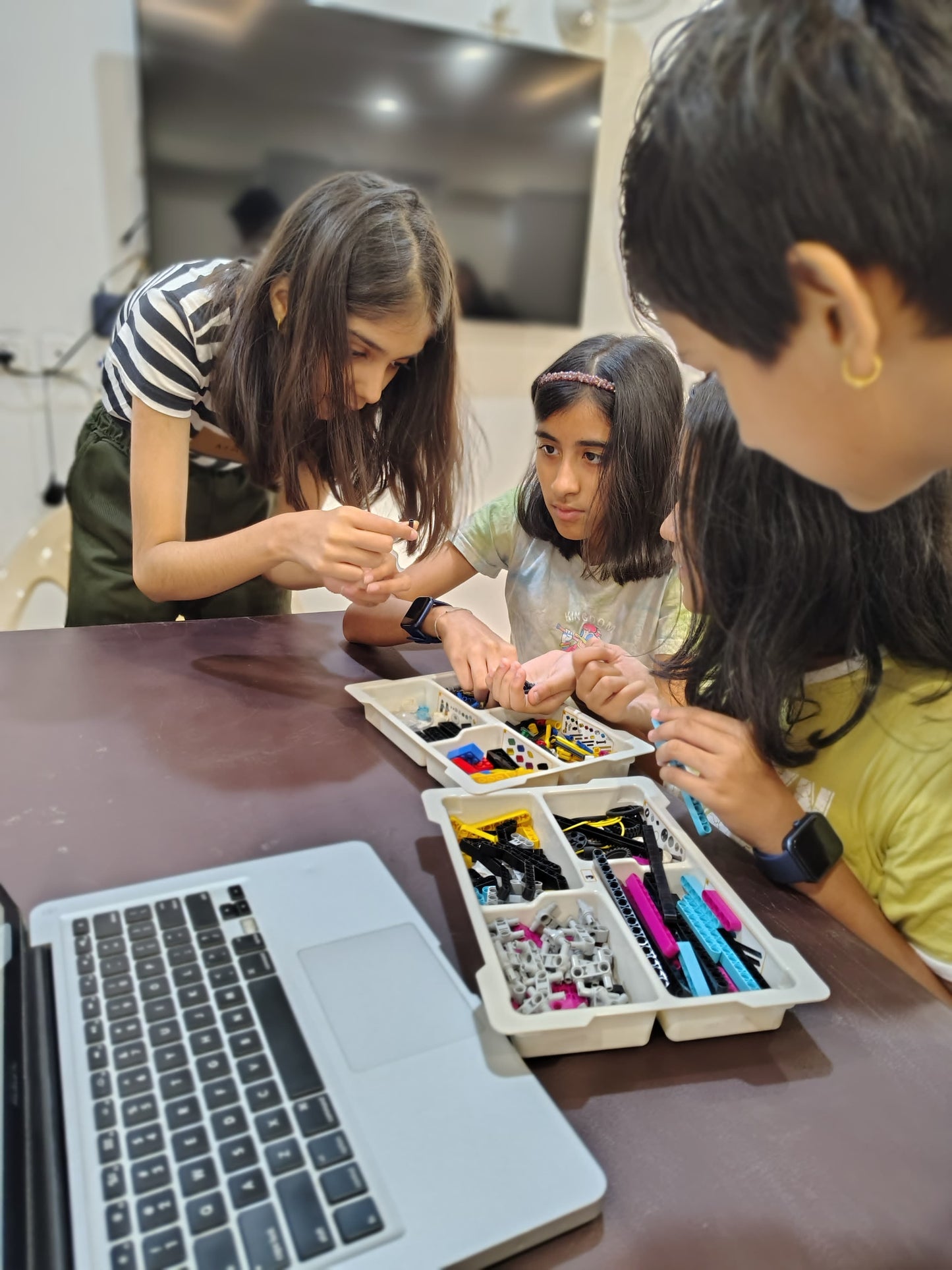 Coding and Design Thinking Workshops for Kids by STEAM Varsity | Sector 14 Gurgaon