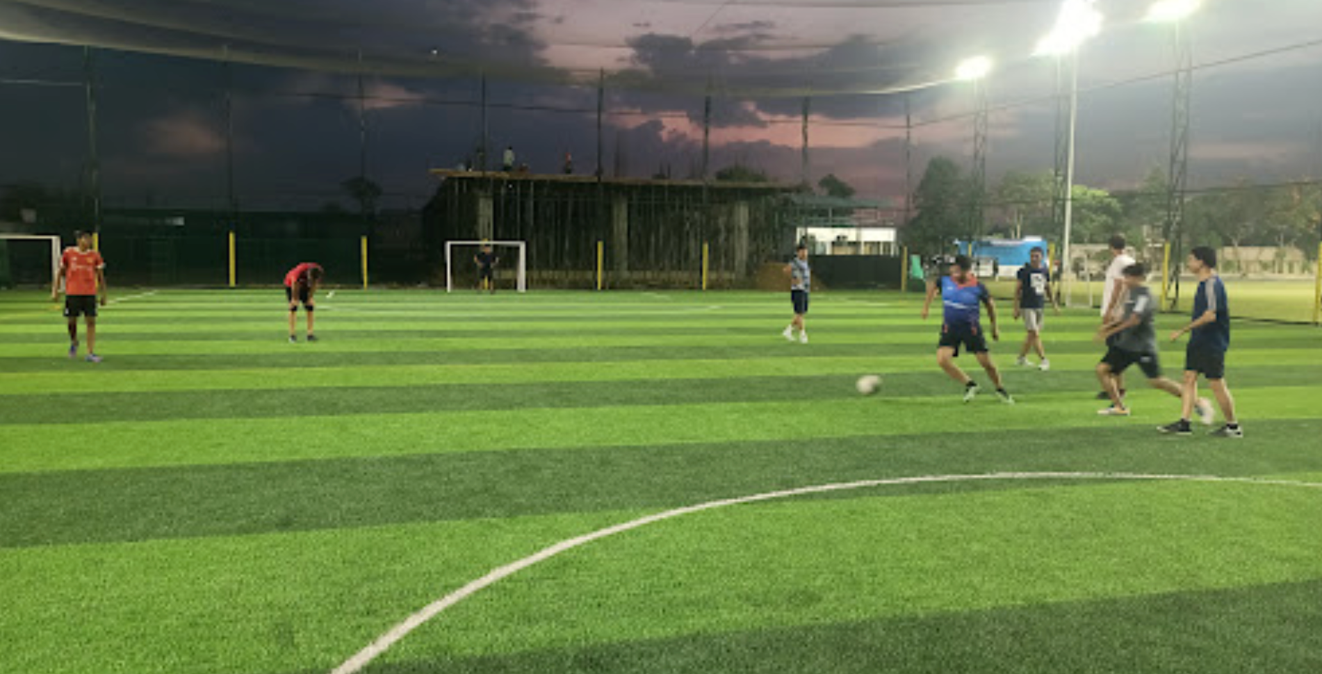 Future Forward Sports (iSmash) | Badminton Football Cricket Tennis | Sector 34 Gurgaon - ActivityKidz