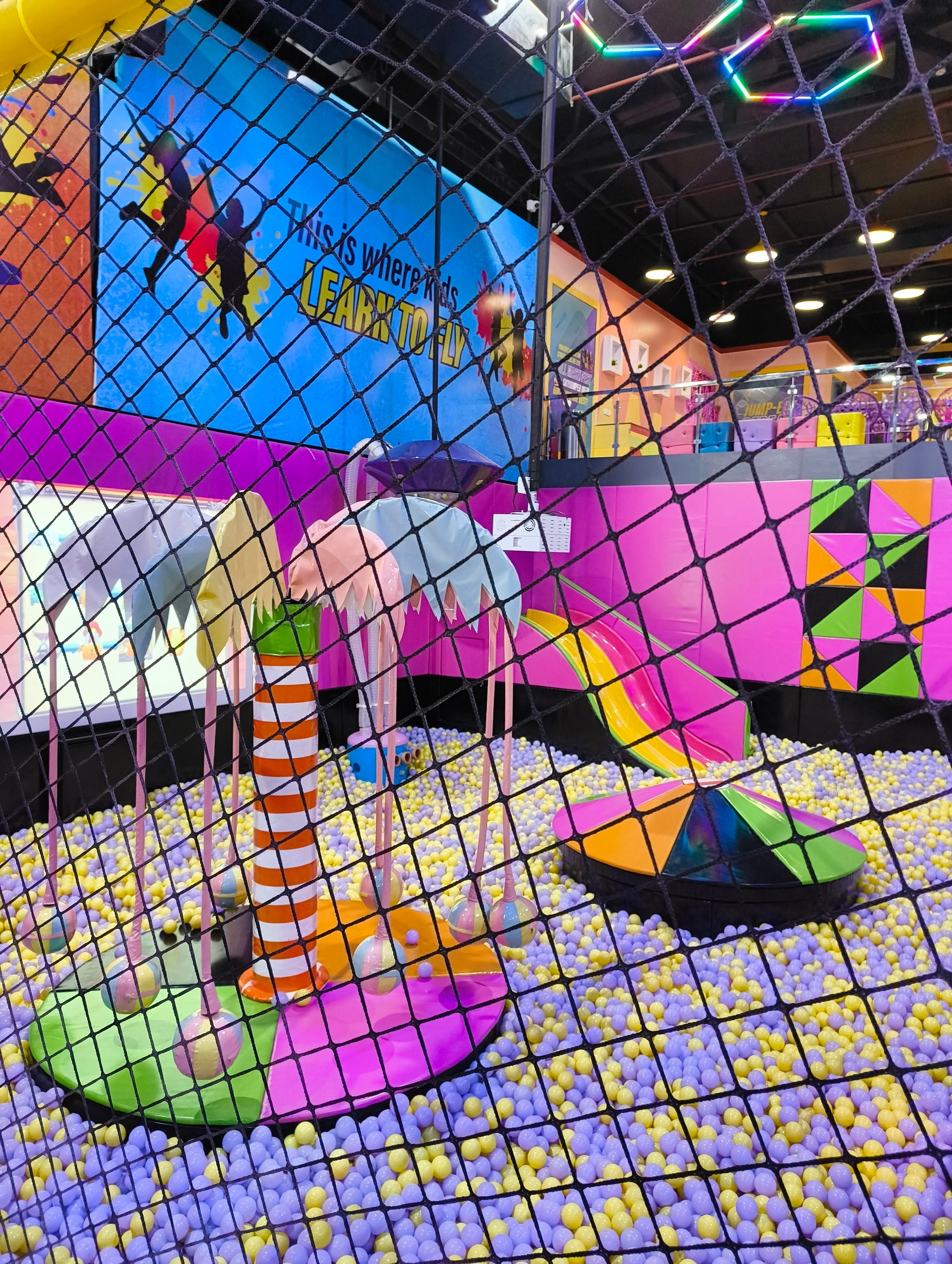 Skyjumper Trampoline Park | Ocus Medley Dwarka Expressway Gurgaon - ActivityKidz