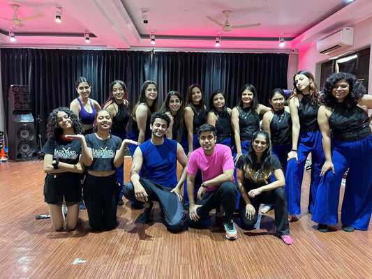 The Backyard Groovers Dance Laboratory For Bollywood Free-Style | Sector 43 Gurgaon