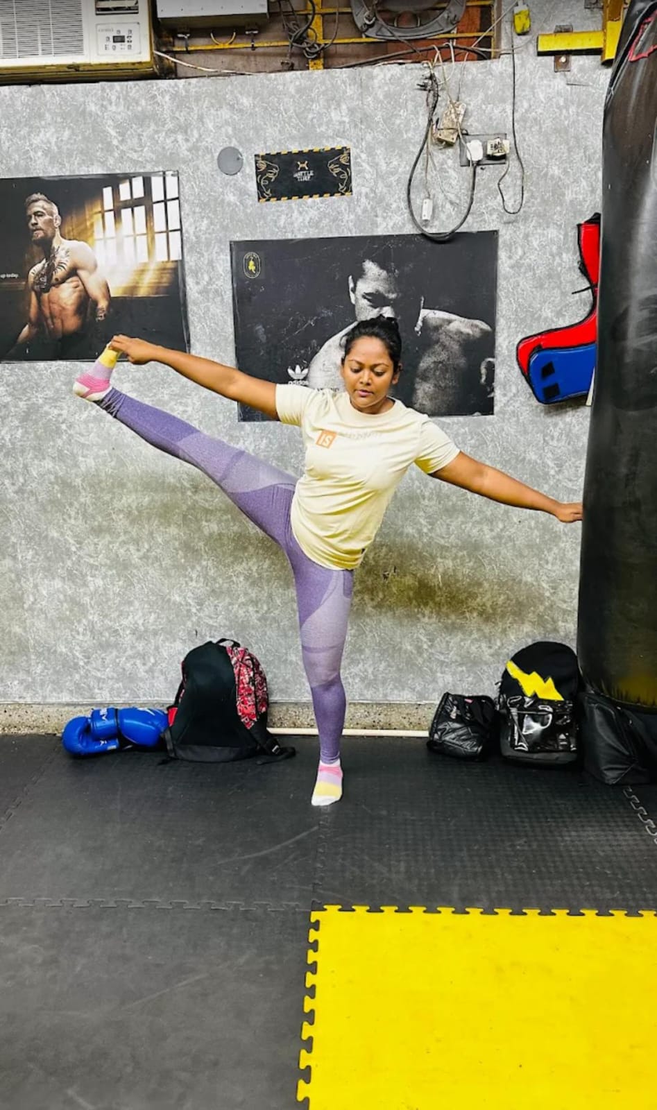 MMA ボクシング キックボクシング トレーニングのためのライオンズ デン ファイト クラブ | セクター 28 グルガオン