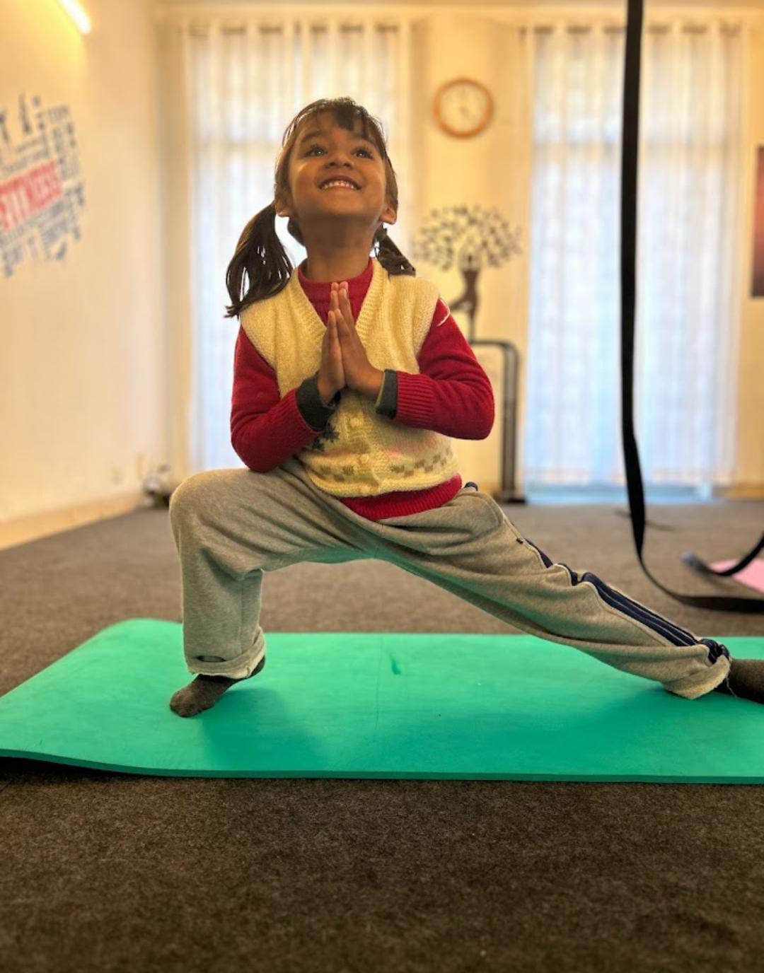 ダンス、ヨガ、瞑想のための Flex n Fit スタジオ | Vatika India Next Sector 82 Gurgaon