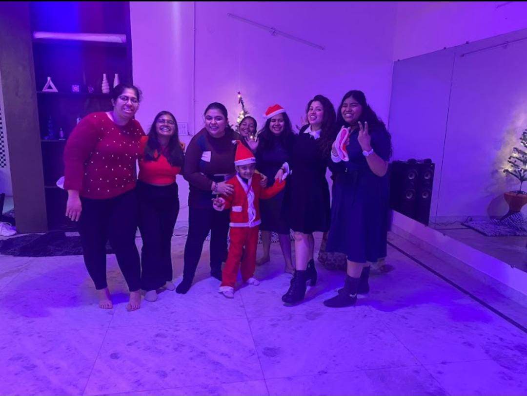 Make Your Own Moves Dance Studio for Bollywood Freestyle Semi Classical | Sector 1 Palam Vihar Gurgaon